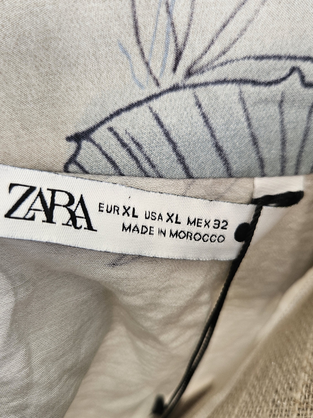 NWT Zara Cream Dress with Blue Floral Sketch - Picture 4 of 6